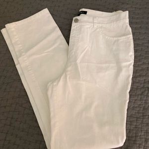 NWT Lafayette 148 white jeans size 10